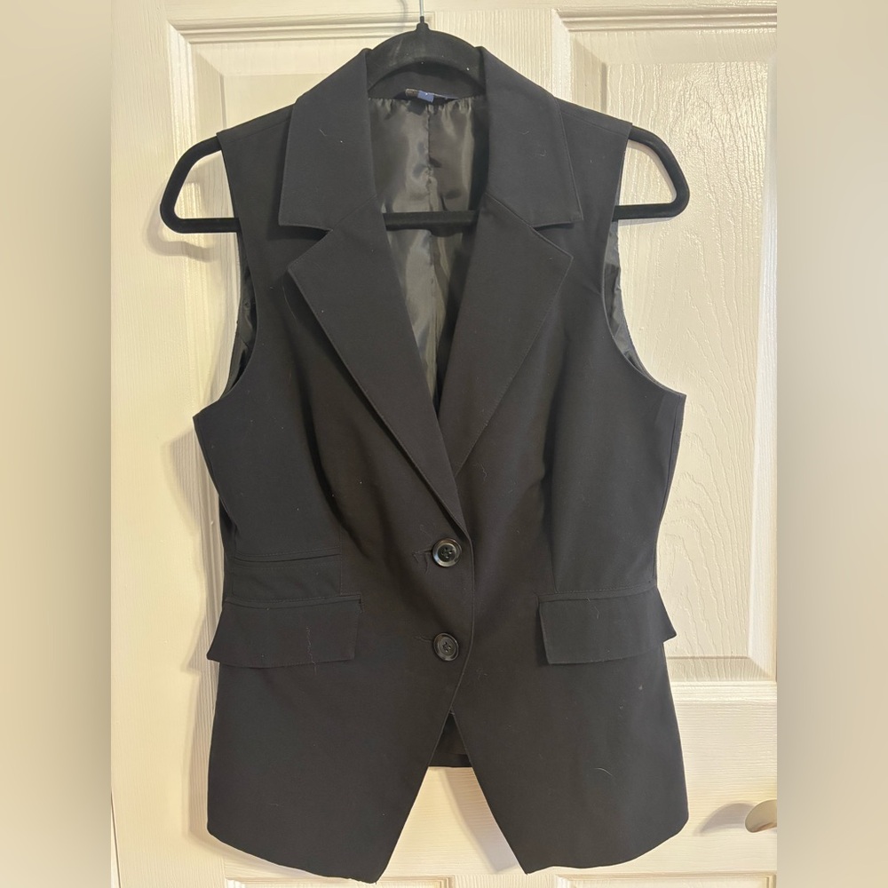 Reitmans Black Women's Vest